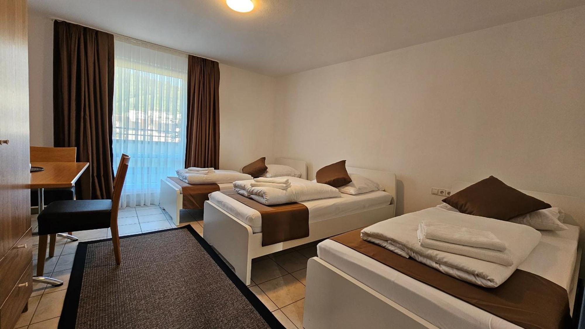 Elha Hotel シュトゥットガルト エクステリア 写真