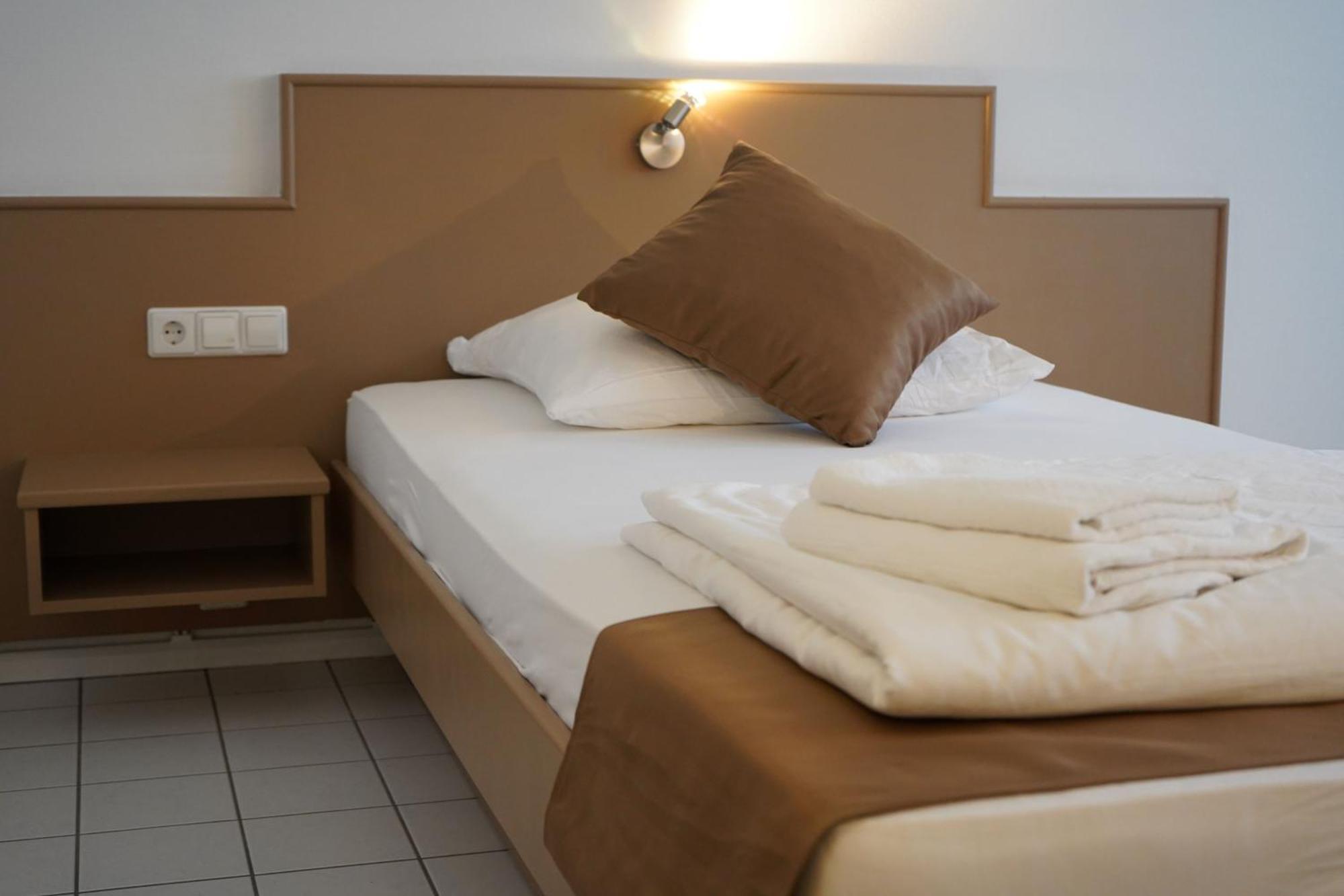 Elha Hotel シュトゥットガルト エクステリア 写真